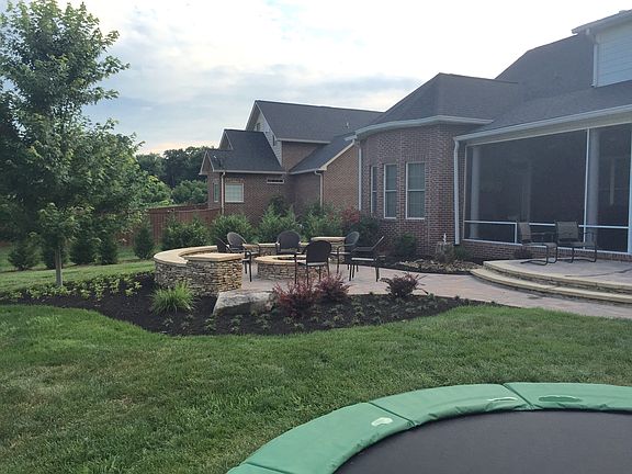 Gas firepit
