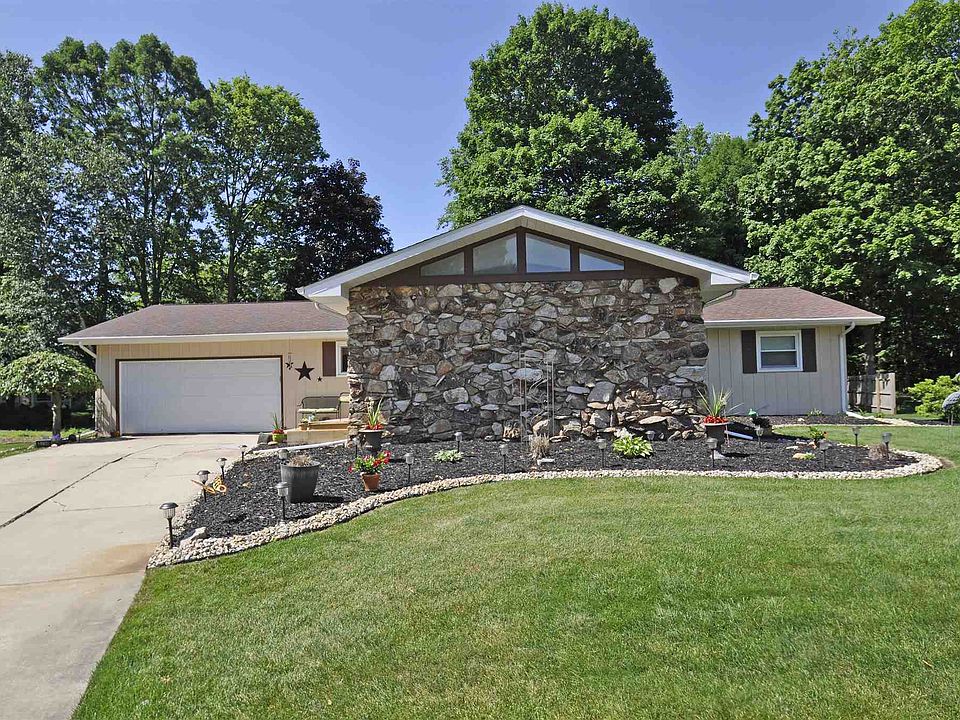 1st image of 5739 Selwyn Ct