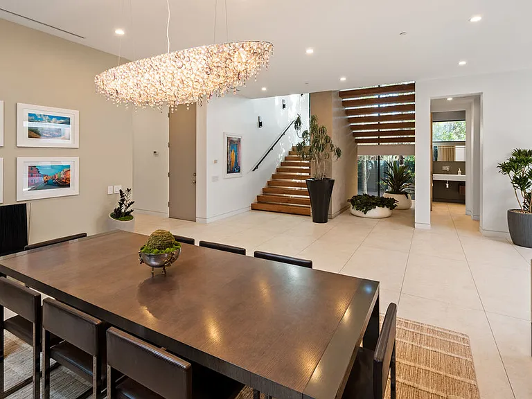 623 N Edinburgh Ave — Photo 14