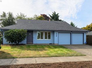 3176 Kentwood Dr, Eugene, OR 97401