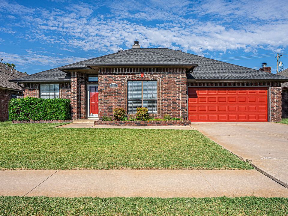 1st image of 13241 Briar Hollow Dr
