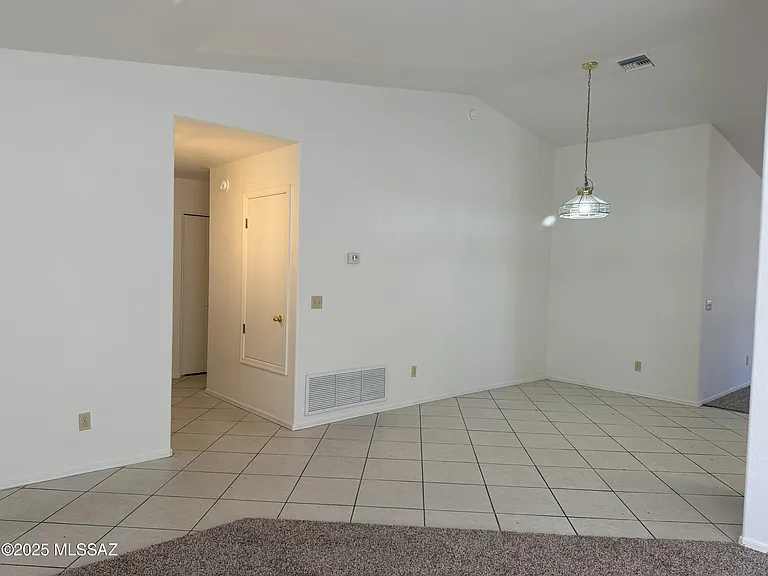 2946 W Ring Tail Dr — Photo 14