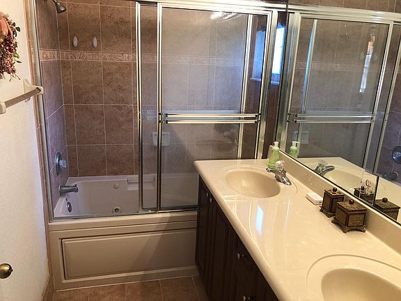 5th image of 1474 SE 25th Ave #1474