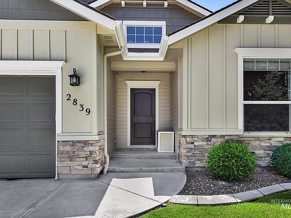 2nd image of 2839 E Fratello St