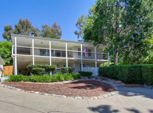 8517 Emperor Dr, Fair Oaks, CA 95628