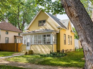 931 Armstrong Ave, Saint Paul, MN 55102