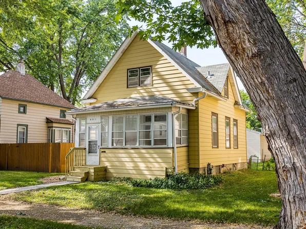 931 Armstrong Ave, Saint Paul, MN 55102