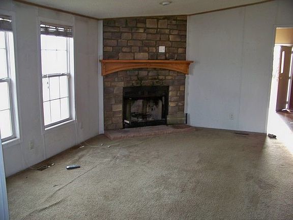 5th image of 1720 Harris Dr