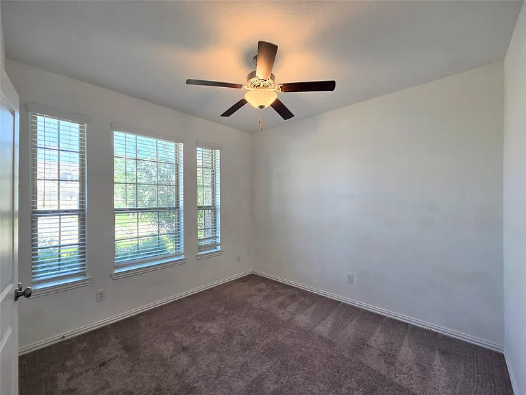 4826 Albany Ridge Ln — Photo 8