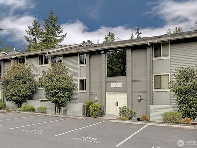 4641 West Lake Sammamish Parkway SE #F105, Issaquah, WA, 98027