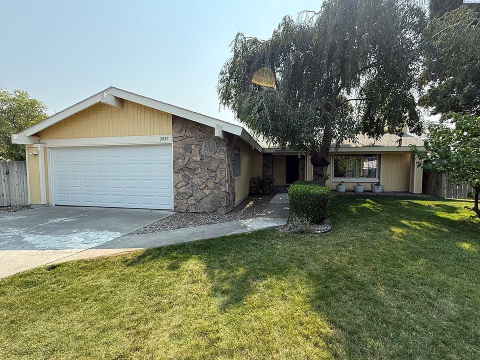 1st image of 2021 W 26th Ave