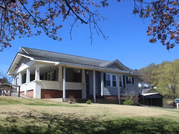 129 N Herndon St, Pennington Gap, VA 24277