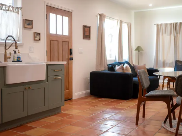 613 W Olive Ave #1, Monrovia, CA 91016