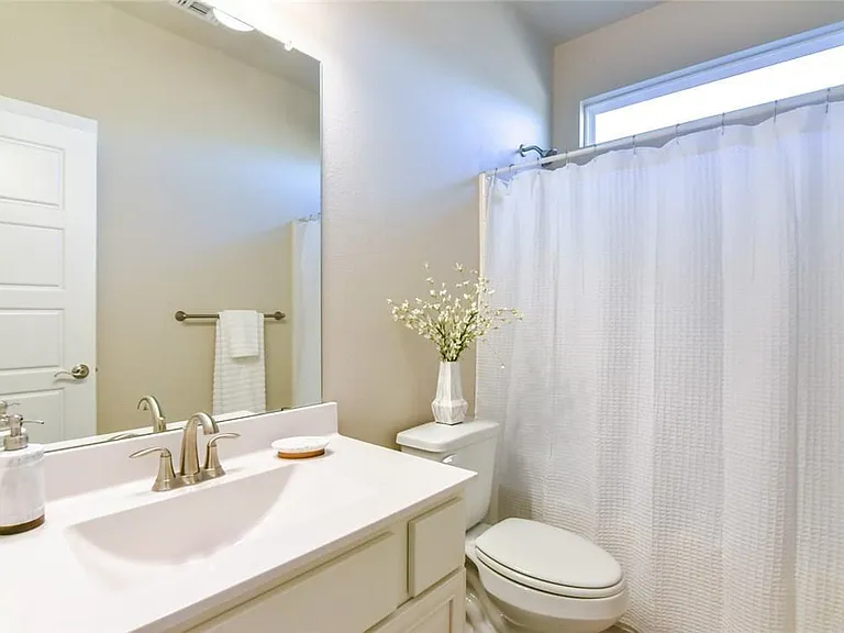 2305 Paxton Way — Photo 14