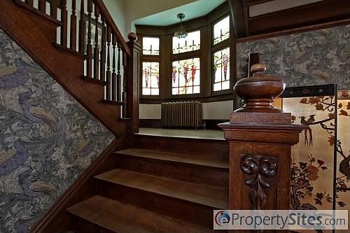 3rd image of 1257 N Saint Paul St