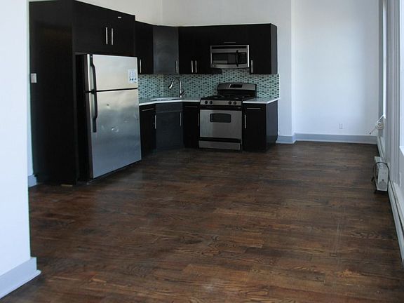 2nd image of 616 Lafayette Ave #Garden1