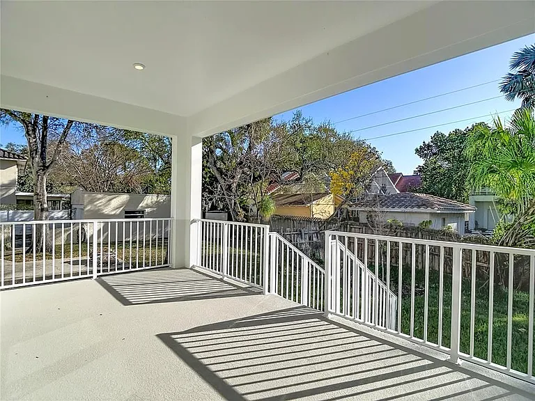 410 S West Shore Blvd — Photo 78