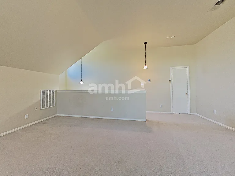 1637 Myrtle Dr — Photo 14