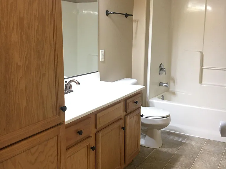 3800 W 93rd St #3 — Photo 8