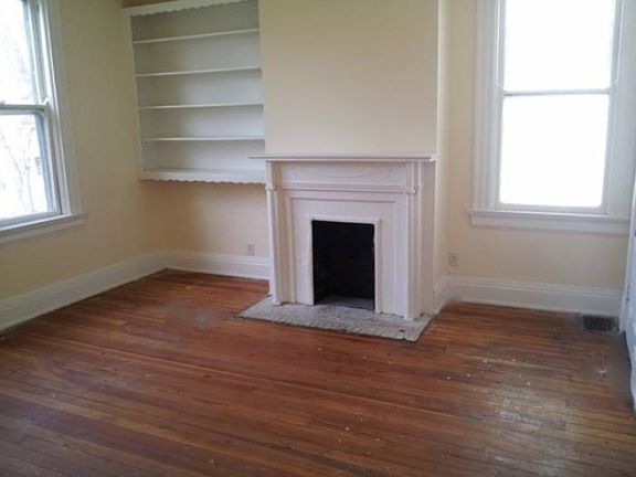 3rd image of 4414 Floral Ave