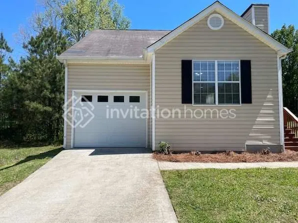 1384 Camrose Ct, Douglasville, GA 30134