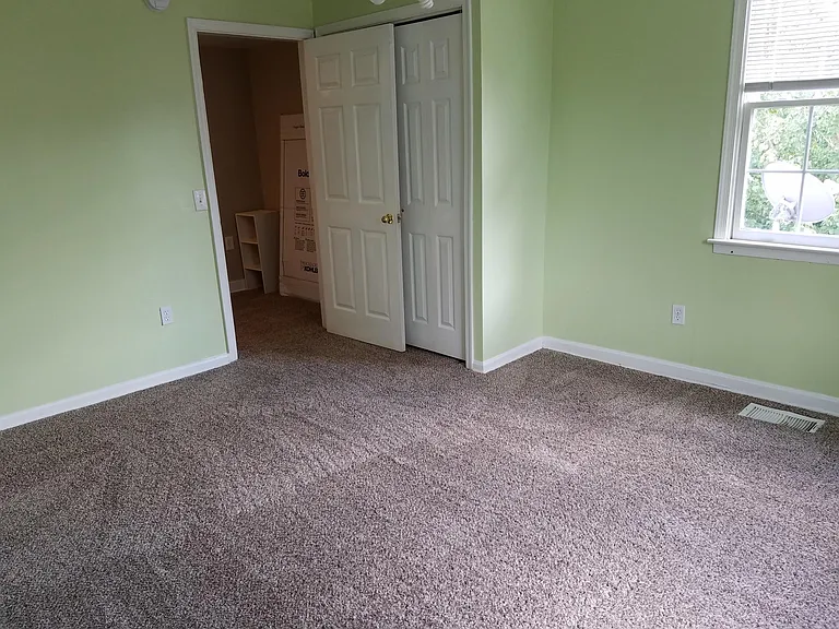 Upstairs bedroom 5