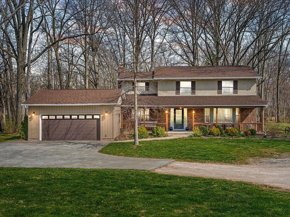 1st image of 830 Taylor Rd