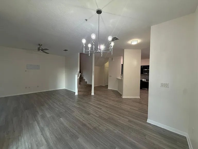 1721 San Jacinto Cir — Photo 4