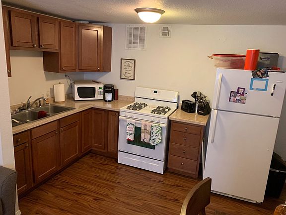 4th image of 1524 Fair Ln APT 4