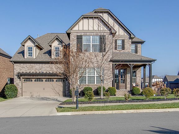 2nd image of 2686 Paddock Park Dr