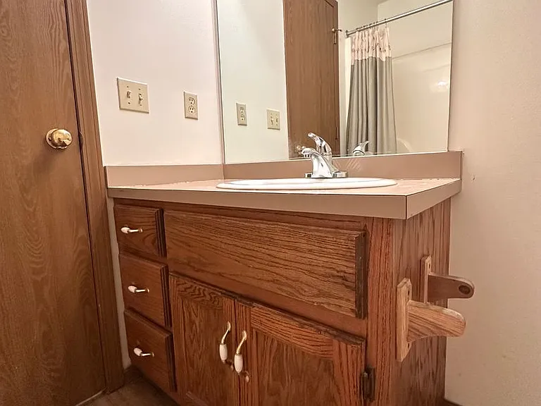 3115 W Raynell St — Photo 13