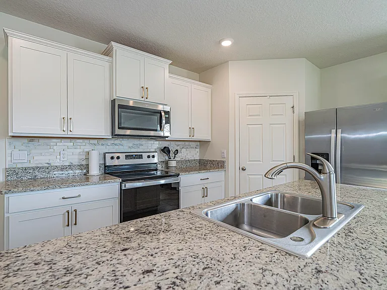 4103 Keeson Cir — Photo 5
