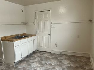 3254 N 33rd St #A, Milwaukee, WI 53216