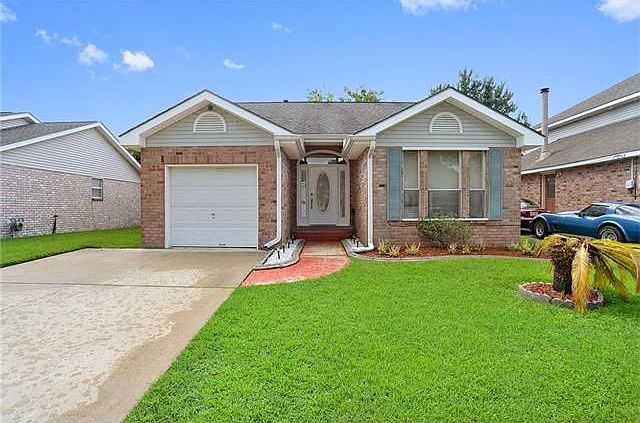 1st image of 322 River Village Dr
