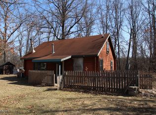 1717 N Pine Ave, White Cloud, MI 49349