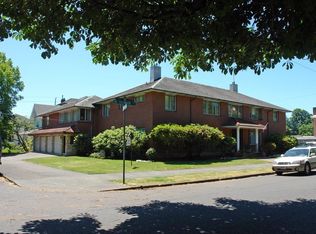 2166 NE Tillamook St APT 3, Portland, OR 97212