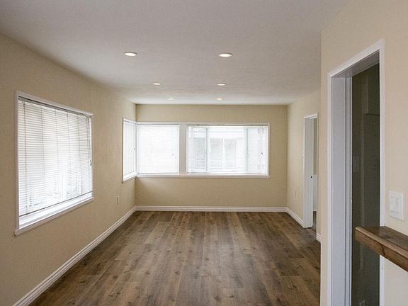 3rd image of 5705 E Ocean Blvd