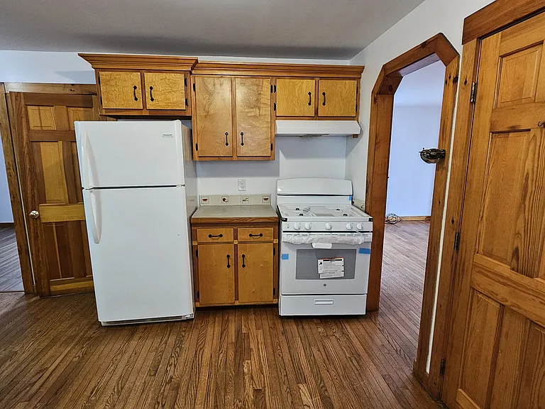 Kitchen (Livingroom to Right and Bedroom 2 door to the left)