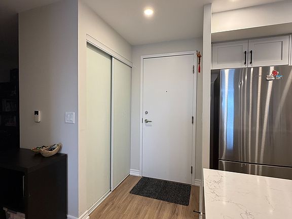 5th image of 33 Cox Blvd Unit 1618