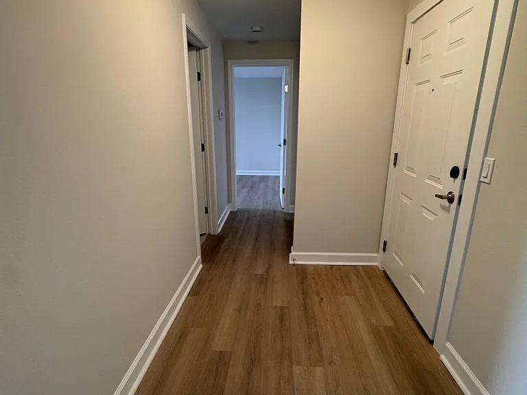 5630 Pershing Ave #33 — Photo 12