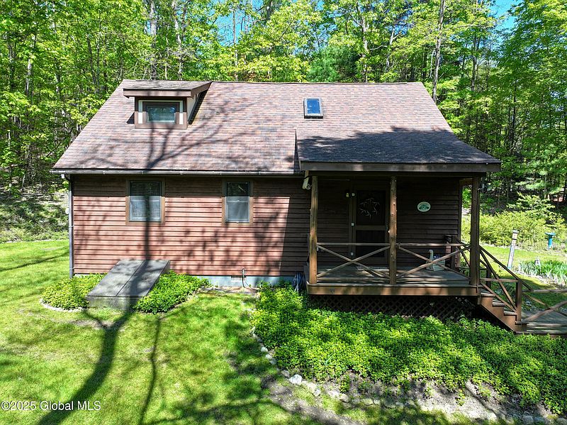 4th image of 268 Dodd Hill Road
