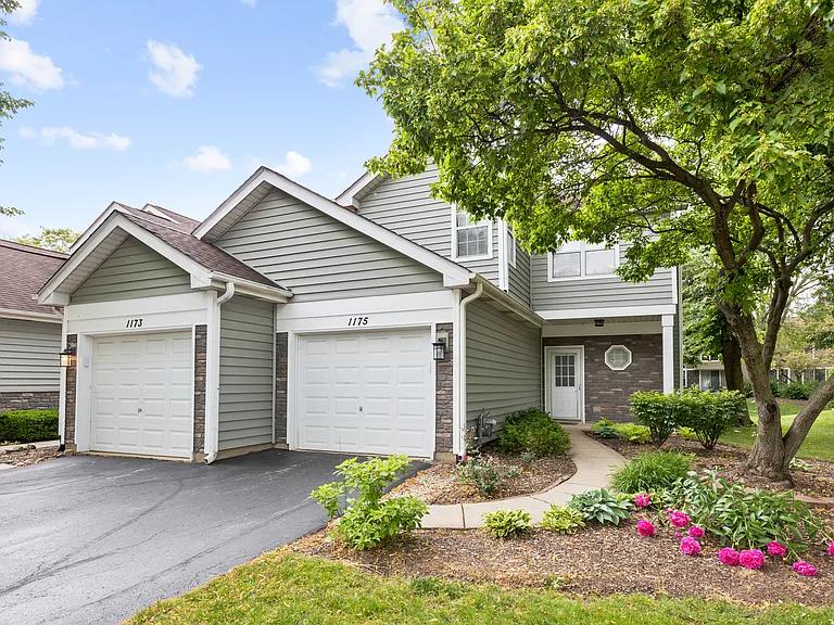 1175 Regency Dr — Photo 1