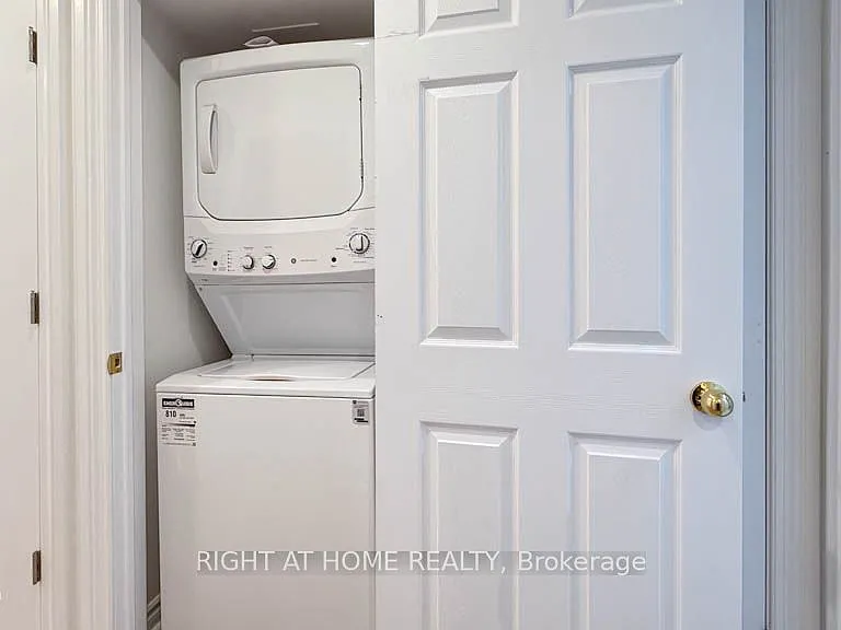 35 Echoridge Dr #BASEMENT — Photo 18