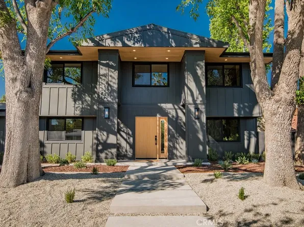 24245 Hatteras St, Woodland Hills, CA 91367