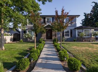 1233 Redwood Ln, Selma, CA 93662