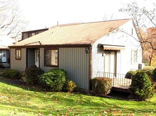 27 Shepard Hill Rd, Hamden, CT 06514