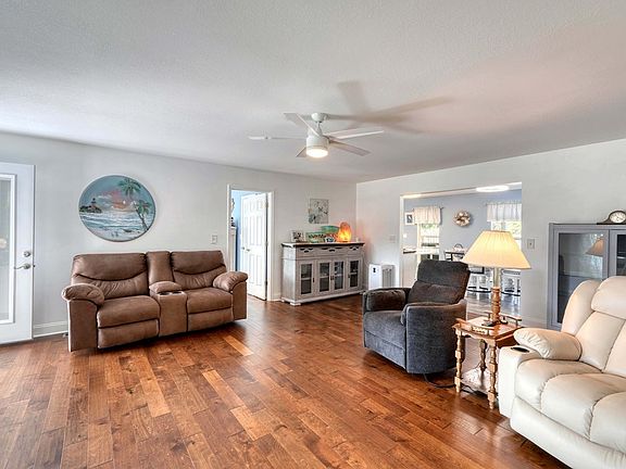 5th image of 814 Beech Cove Dr