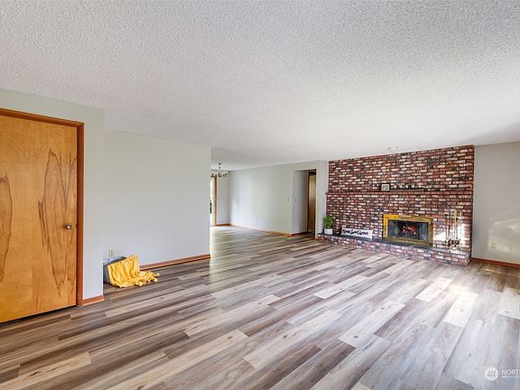 4th image of 801 N 23rd Avenue