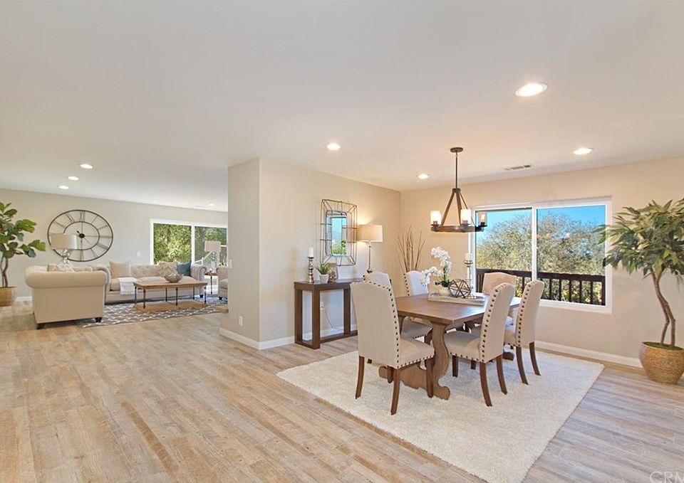 1st image of 1648-50 Santa Margarita Dr