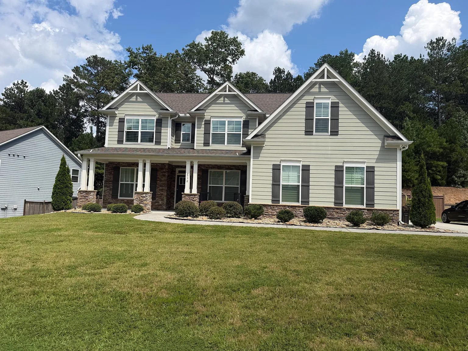 5 bed, 3418 sqft, $3,800 — Photo 3